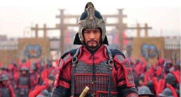 岳钟琪是一汉人，如何突破满汉之别，成为清朝第一猛将？