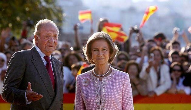 西班牙老国王给前情妇5.9亿！和王后分居44年，幸好莱后怜惜