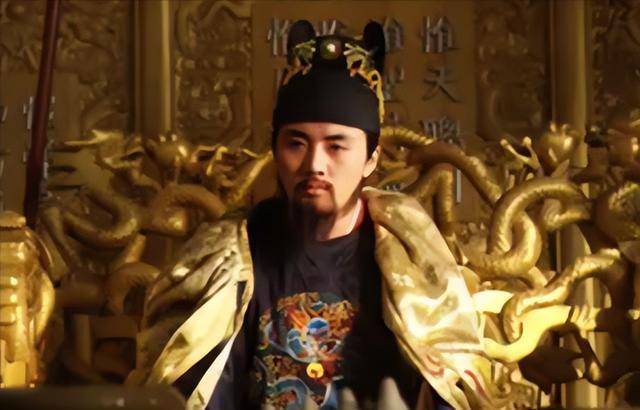 李自成当了42天皇帝，期间他都干了什么事？4件大事将他送上绝路