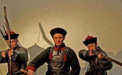 清朝士兵衣服上“兵、丁、卒、勇”，不同的字，地位差距太大