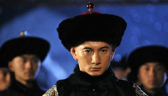 清朝反腐败最猛的皇帝，雍正只能算第二，第一你绝对想不到