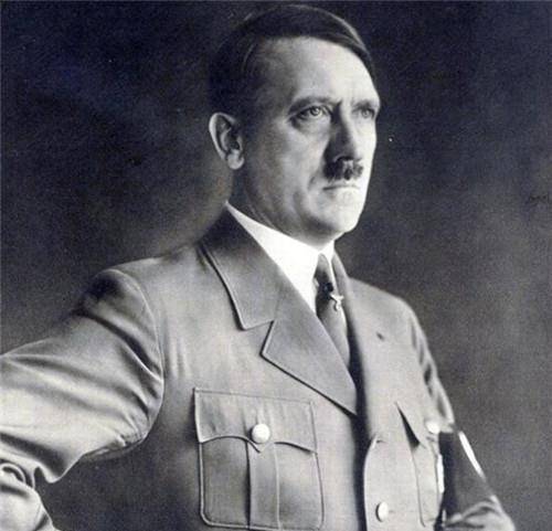 当年希特勒究竟是战败自杀？还是逃跑了