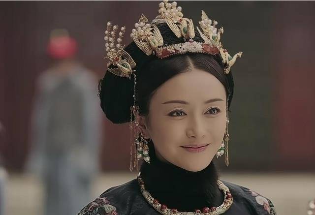 清朝后宫皇后是老大，皇贵妃是老二，为何皇贵妃危及不到皇后？