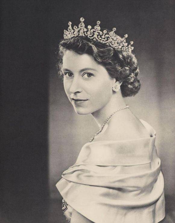 24亿人的女王，全球最大地主，执掌英国69年，伊丽莎的传奇人生
