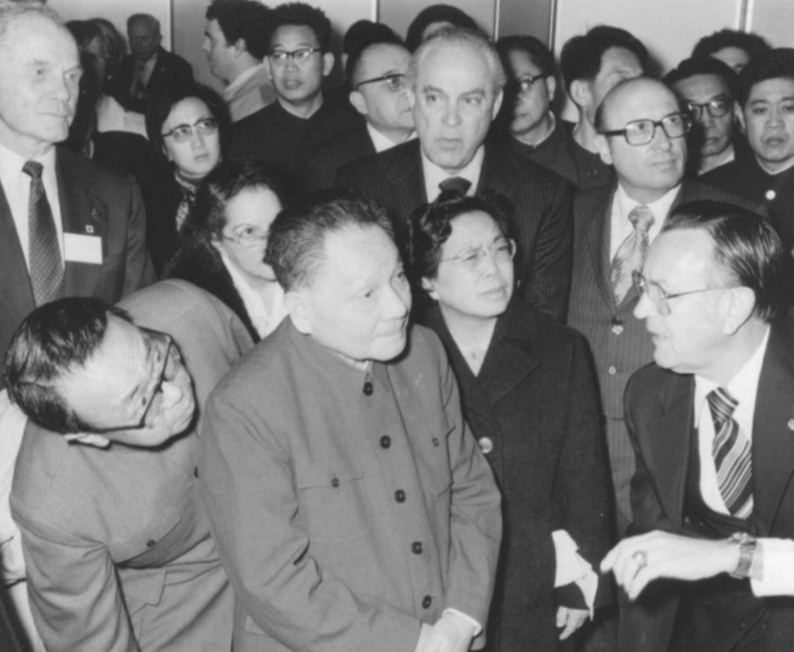 1974年，苏联外长嘲笑邓公身高，邓公仅用7字回应，对方哑口无言